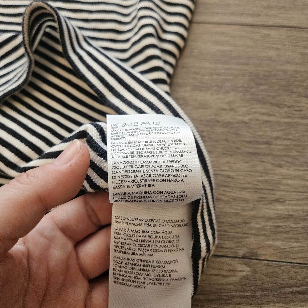 Club Monaco Medium Black & White Striped Crewneck Tee, Like New Condition - Picture 5 of 9
